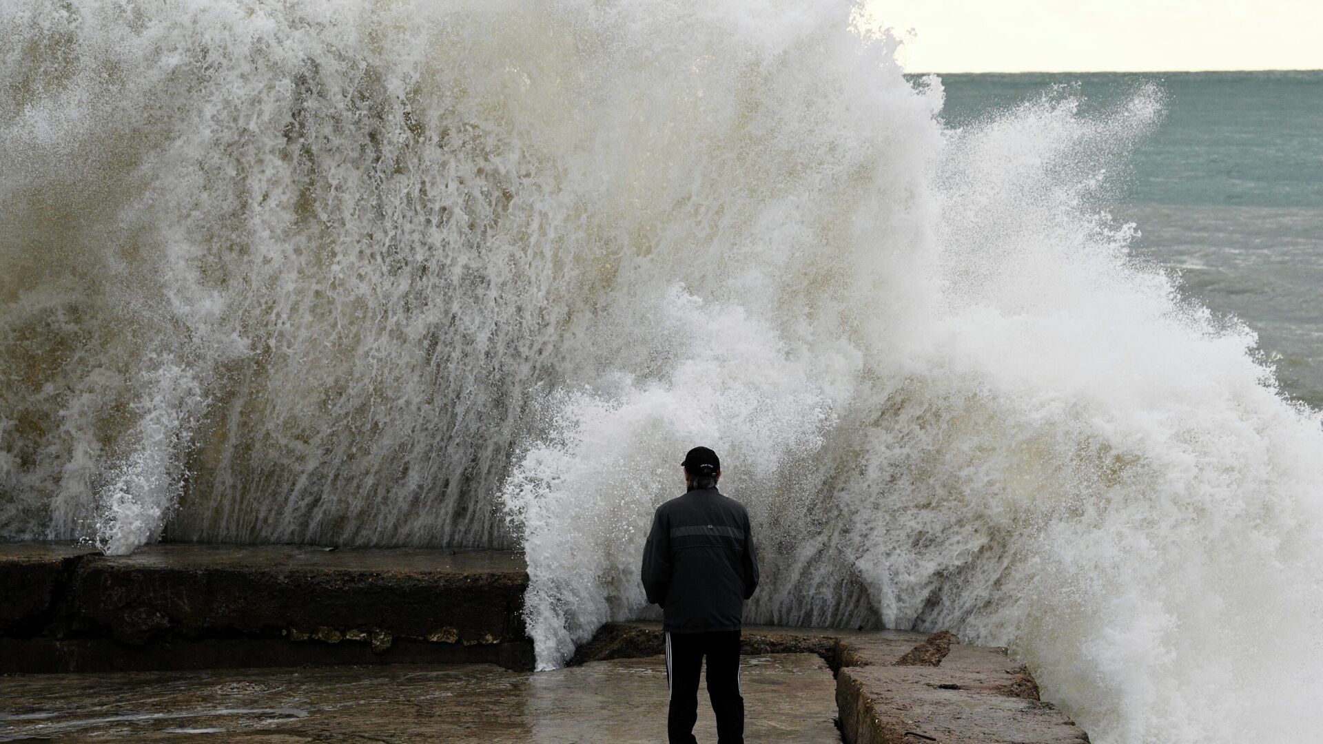 На КТК из-за непогоды “стоит” казахстанская нефть