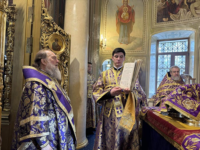 Поминальная суббота Великого поста: митрополит Александр совершил Литургию Поминальная суббота Великого поста: митрополит Александр совершил Литургию