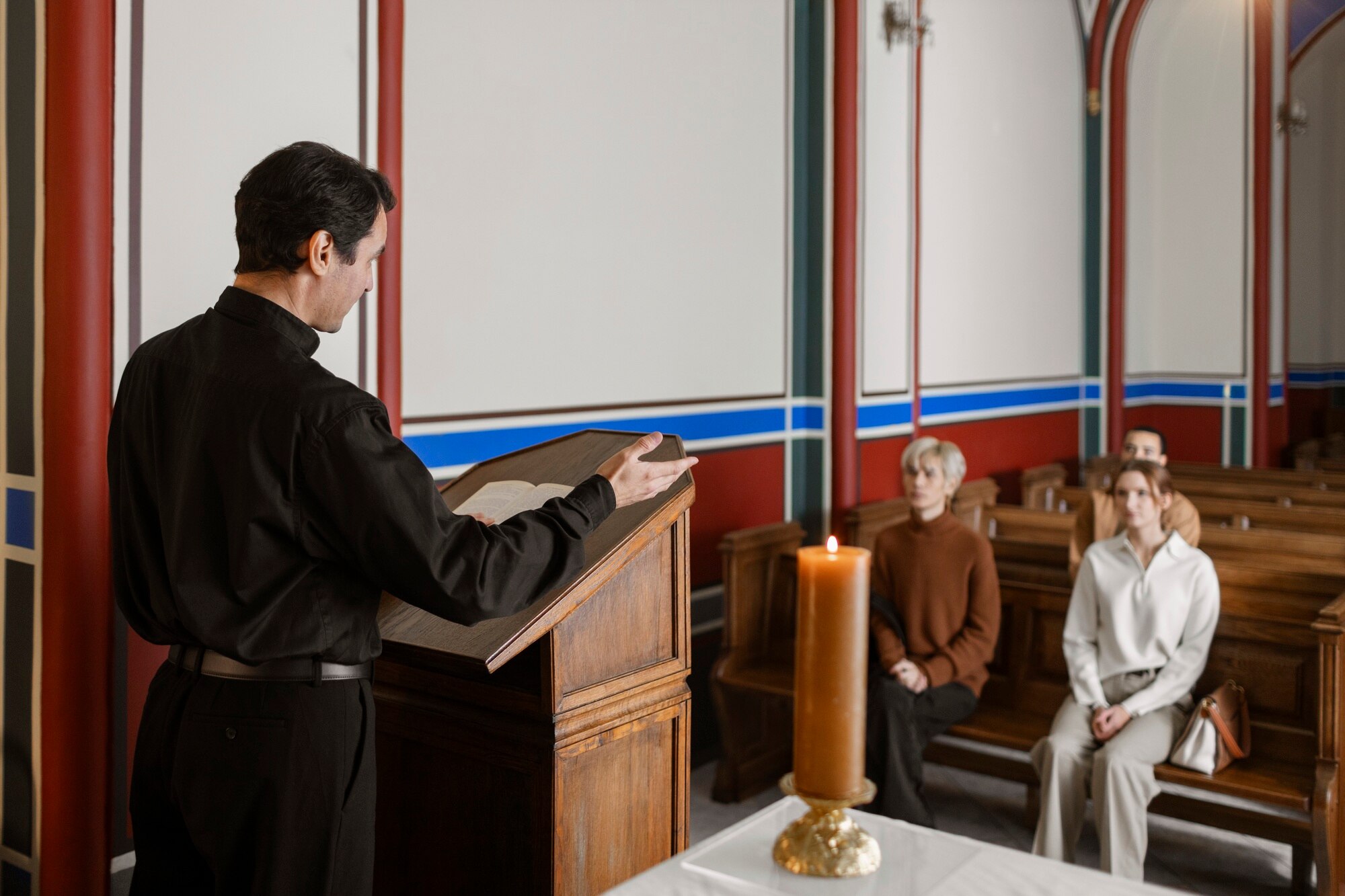 В Англии уволили учителя из-за его христианских взглядов