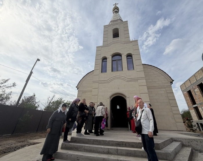 В строящемся храме в Шымкенте прошла первая Божественная литургия 