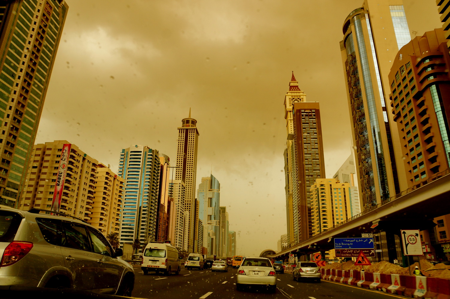 Зимние Эмираты. Можно замерзнуть в воде и на воздухе 