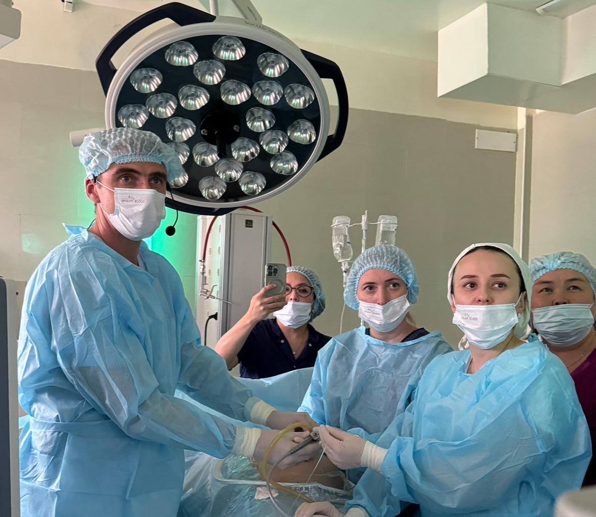 В Казахстане успешно провели три внутриутробные операции