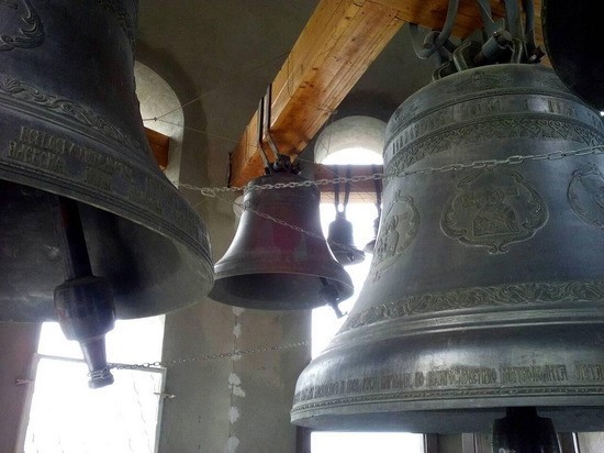 В новом здании Покровско-Всехсвятского храма в Алматы появилась новая звонница с 12 колоколами…