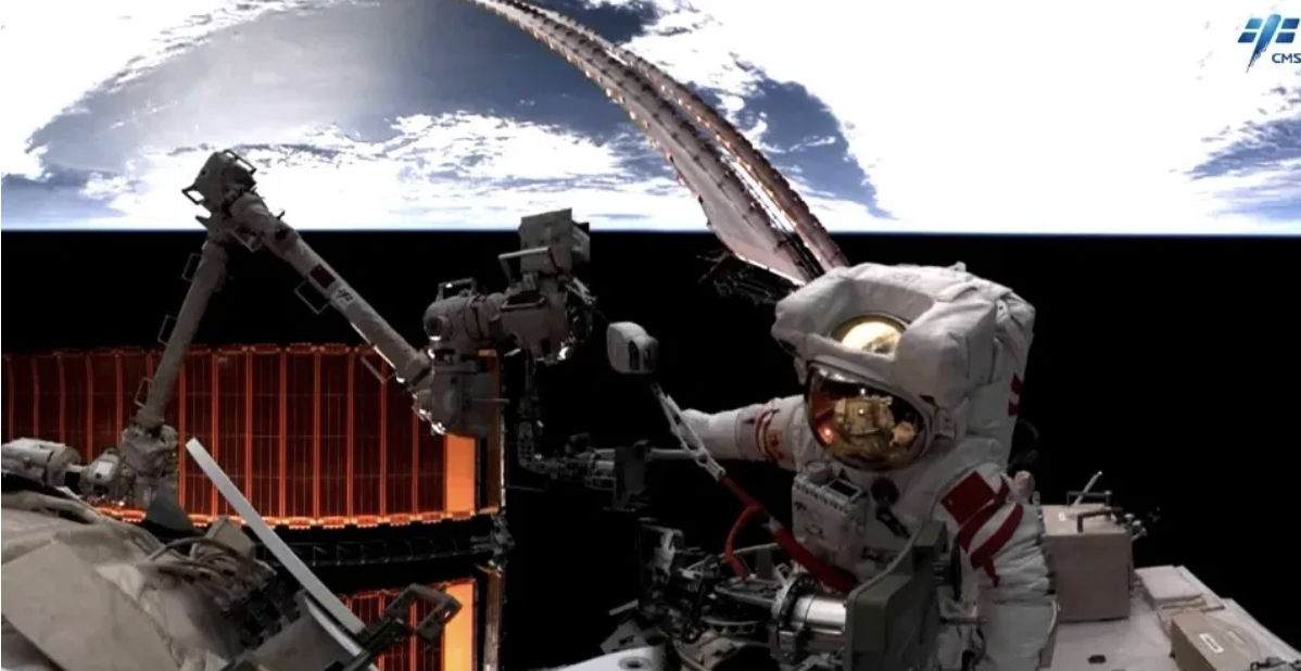 Китайские космонавты дольше всех пробыли в открытом космосе