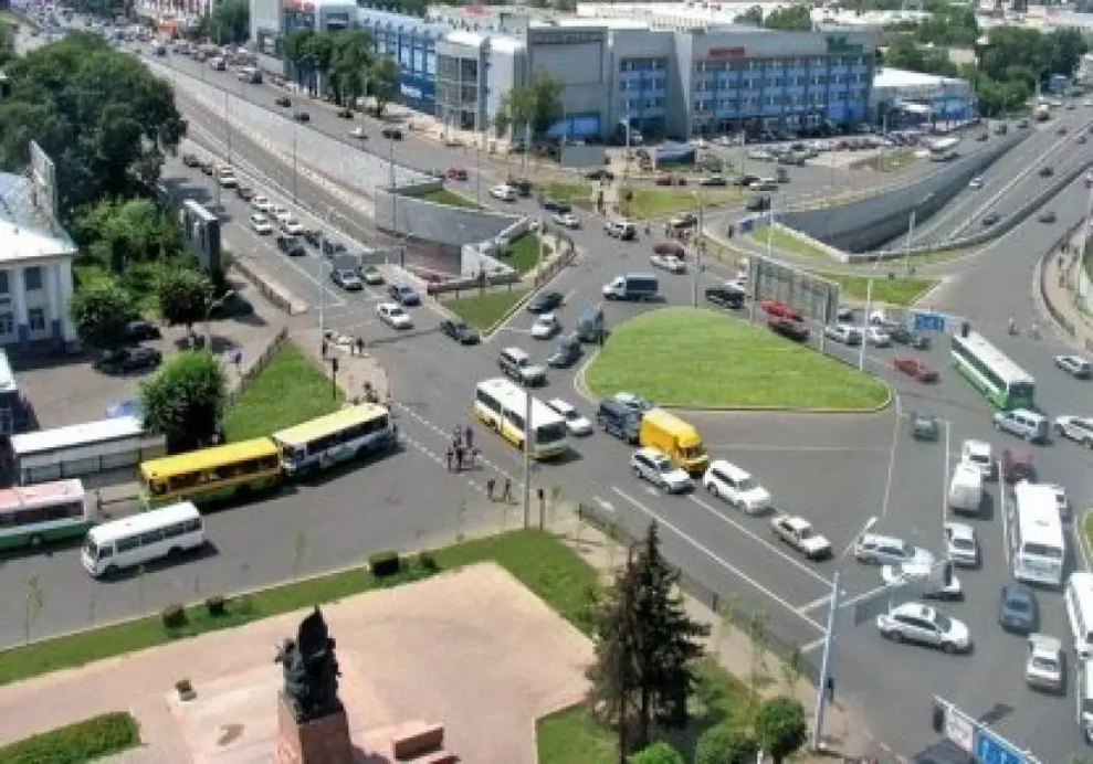 В Алматы ограничат движение на пересечении проспектов Райымбека и Суюнбая