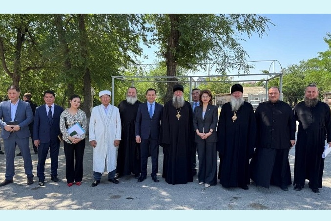 Министр Балаева провела совещание по строительству храма в Лисьей балке 