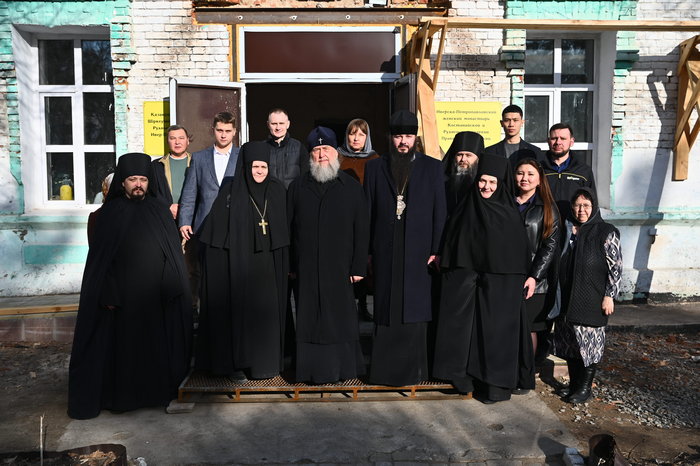 В Костанайской области продолжают восстанавливать женский монастырь: митрополит Александр ознакомился с ходом работ