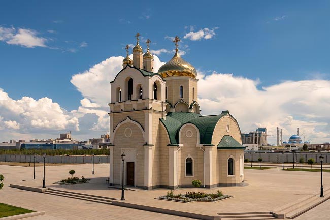 В новом храме в Астане состоялась первая Литургия 