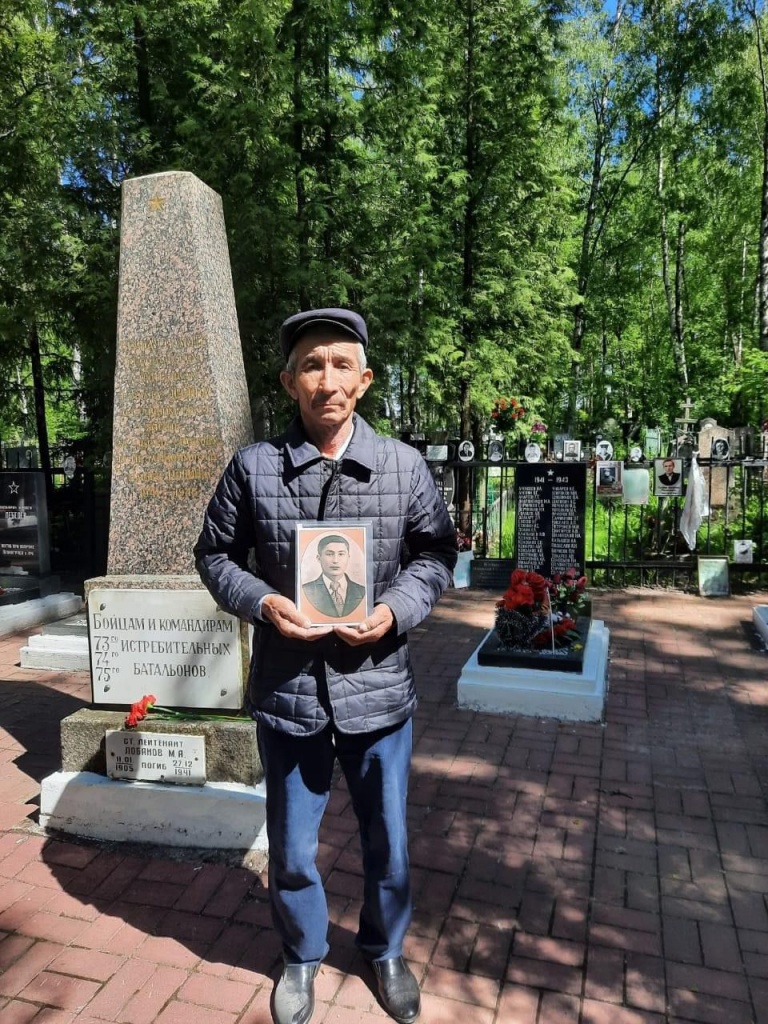 После подтверждения места захоронения Жантас Батырханулы вместе с дочерью отправились в Петербург. Источник: предоставлено Atamnyn Amanaty