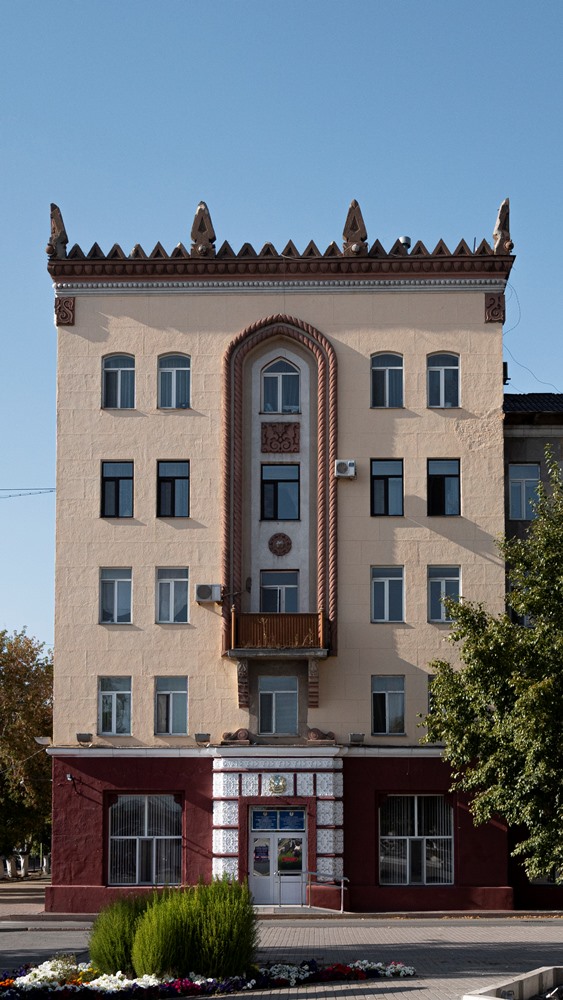 news410.jpg news410.jpg