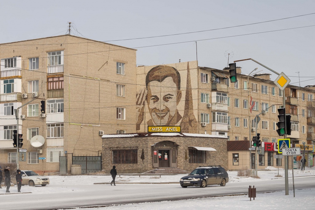 news2814.jpg news2814.jpg