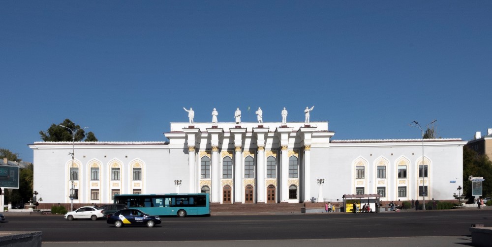 news412.jpg news412.jpg