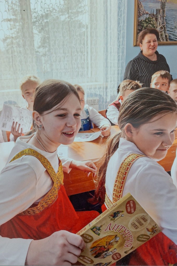 2.На занятиях в восккресной школе.jpg