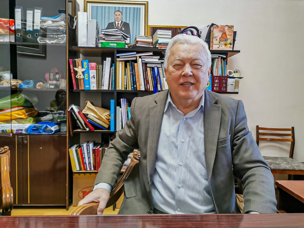 Валерий Жандаулетов Валерий Жандаулетов