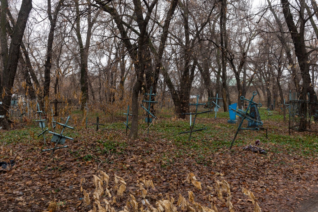 news2446.jpg news2446.jpg