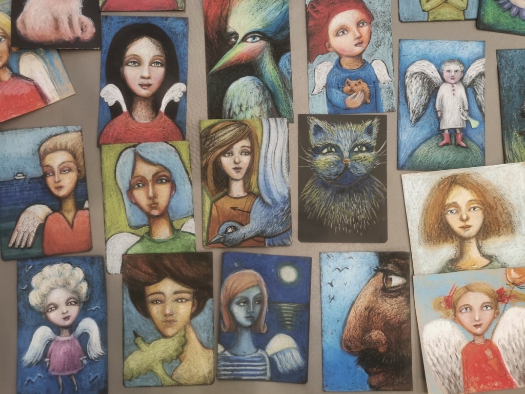 Ангелы-женщины-коты-птицы