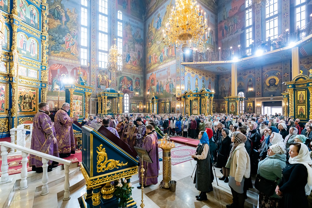 Успенский собор Астаны.jpg IMG_1039.jpg