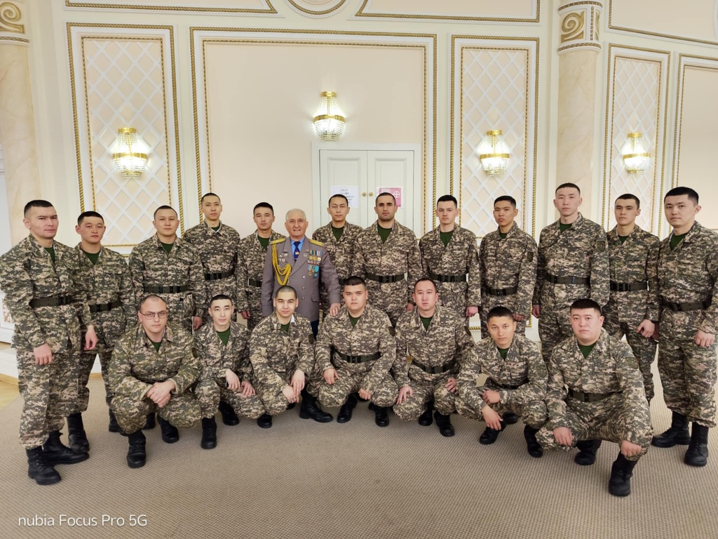3-а Фото 3-а В центре - Муса Сейфатович Кибаров, полковник старший преподаватель Военно-технической школы и 25 курсантов ВТШ.jpeg 3-а Фото 3-а В центре - Муса Сейфатович Кибаров, полковник старший преподаватель Военно-технической школы и 25 курсантов ВТШ.jpeg