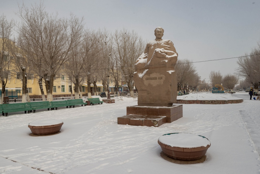 news2817.jpg news2817.jpg