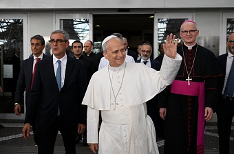 Папа Римский вернулся к делам после операции 