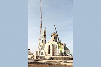 Новый храм в Астане получил центральный купол 