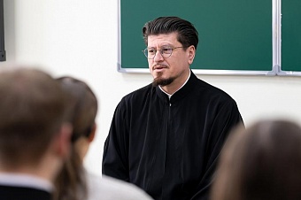 Патриарший архидиакон встретился с алматинскими семинаристами 