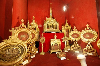 Почему мы почитаем святые мощи?