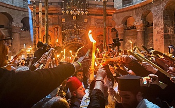 Церемония схождения Благодатного огня пройдет без туристов и паломников 