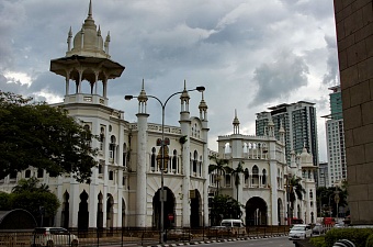 Куала-Лумпур: ислам в далеких тропиках 